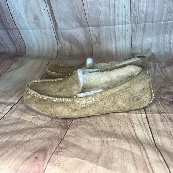 UGG slippers shoes Womens 8 beige Ansley chestnut moccasin house shoe comfort - Picture 2 of 12
